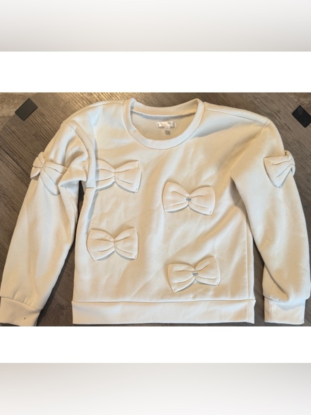 Tahari Girl Ivory Bow-Embellished Sweatshirt. Size 7. Never worn.